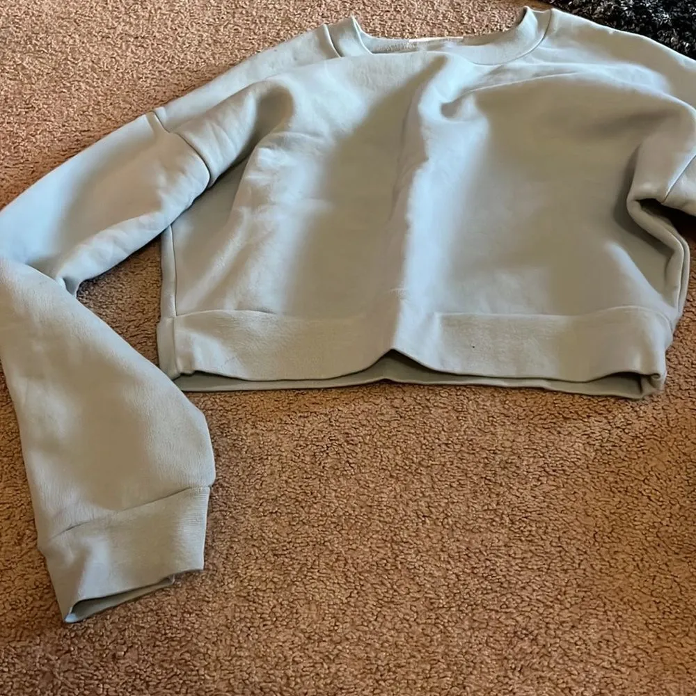 Reformation hunter classic sweatshirt xs - Image 4