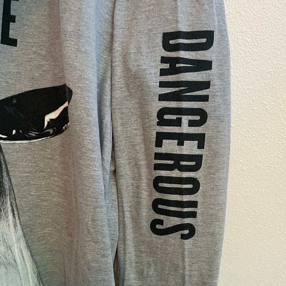 Dangerous Woman Tour Graphic Long Sleeve - Image 3