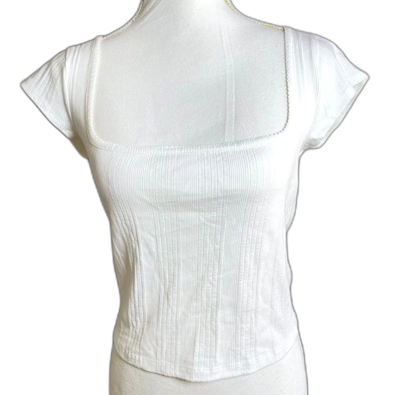 BDG UO Drew Cap Sleeve Ribbed Square White Neck Cropped Tee Size Large Nwot - Image 4