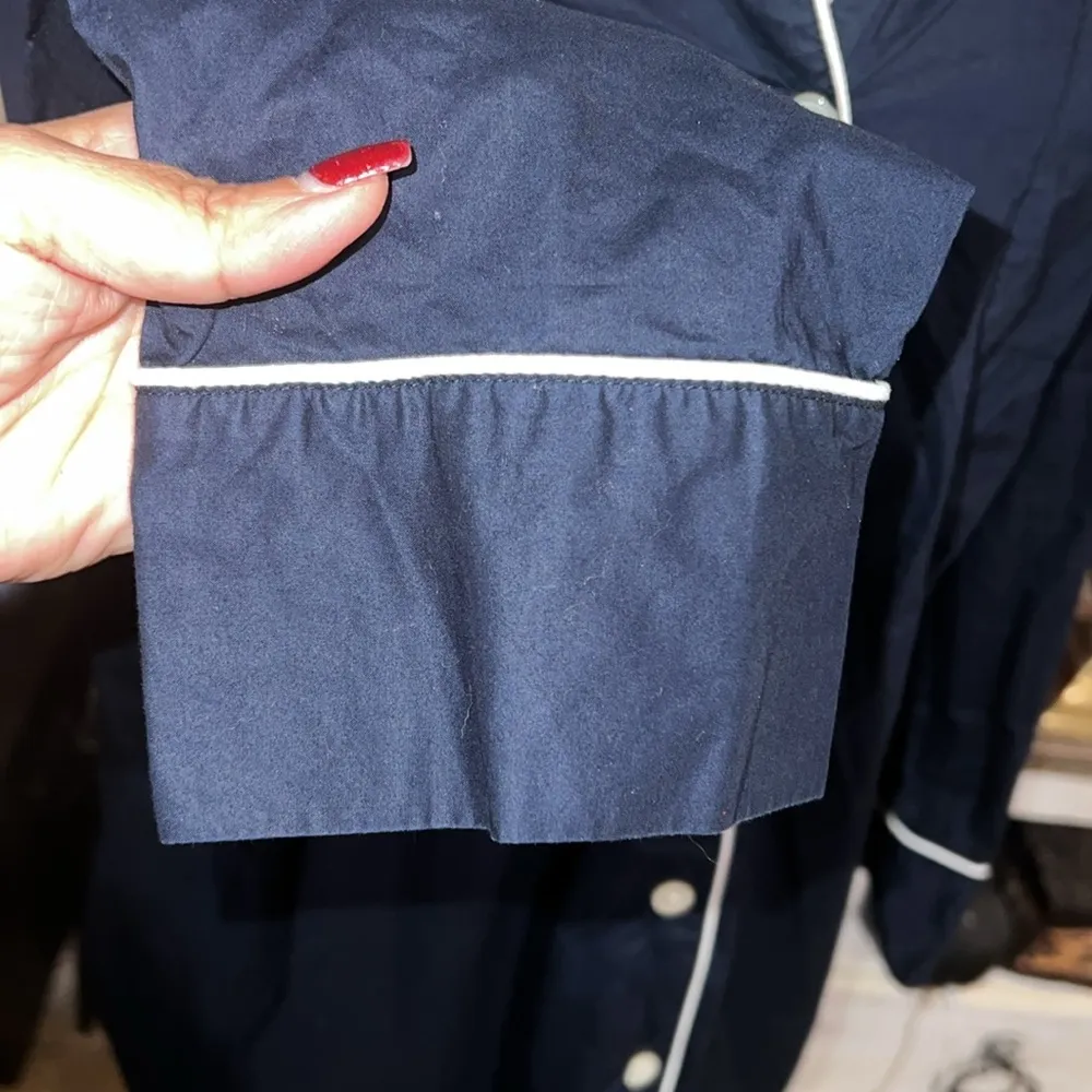 J. Crew end on end cotton women’s size M long sleeve pajama top. - Image 5