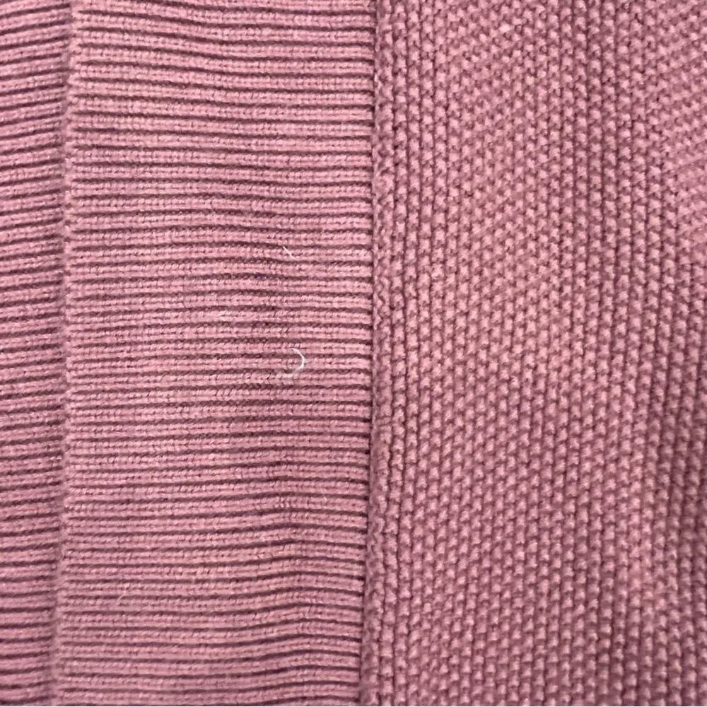 Lululemon Cashlu Drop-Shoulder Knit Wrap
Smoky Red Cashmere - Image 7