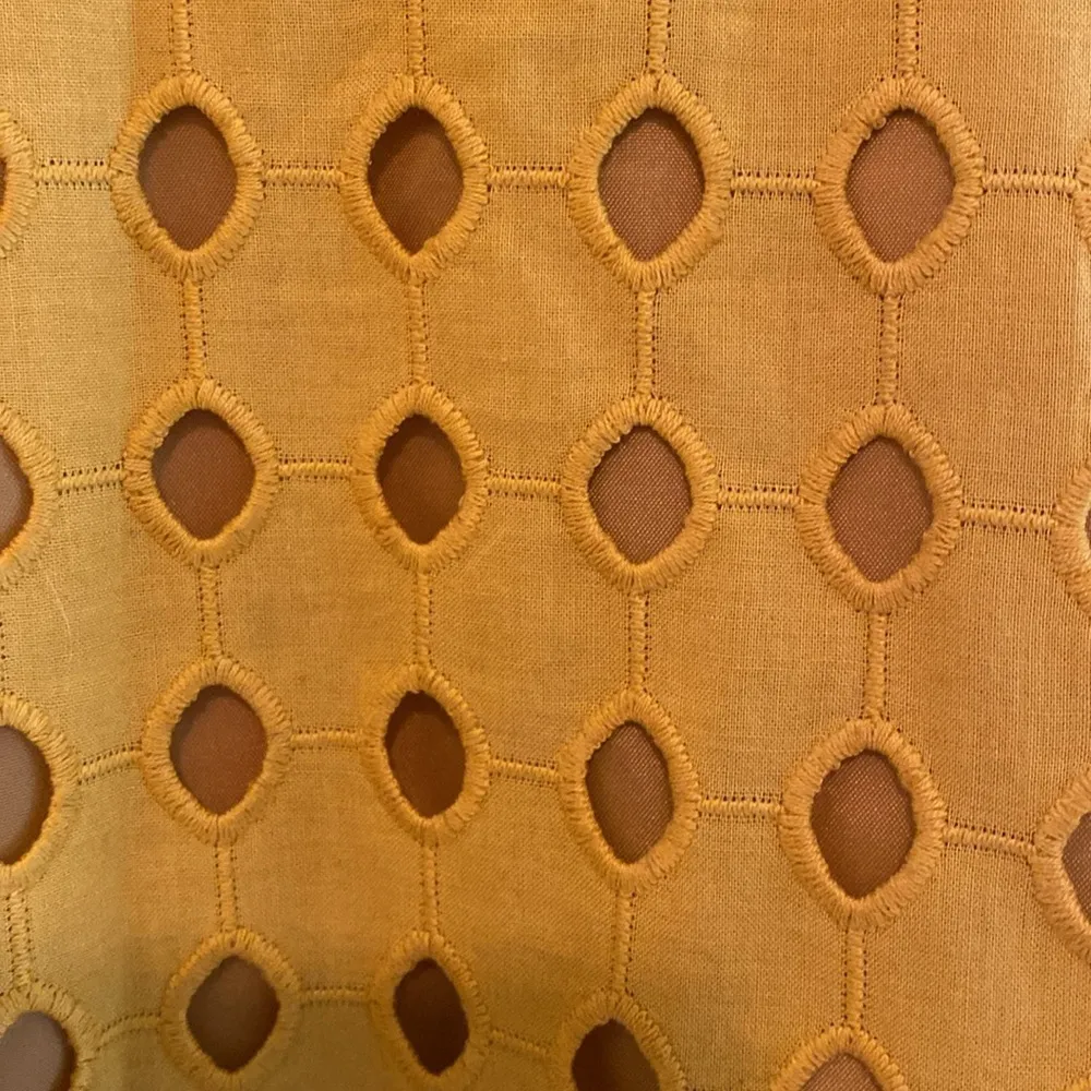 H&M Eyelet Cotton Half Lined Fit & Flare Skirt Mustard Size 10 *Flawed pls read - Image 2