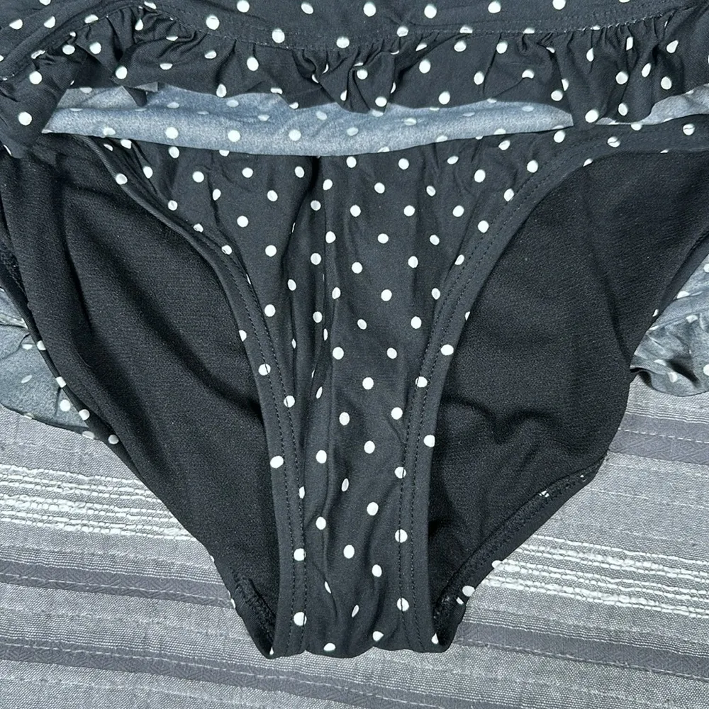 Women's Jantzen Ruched Sweetheart Neck Twist Front Swimsuit Size 6 EUC #0102 - Image 4