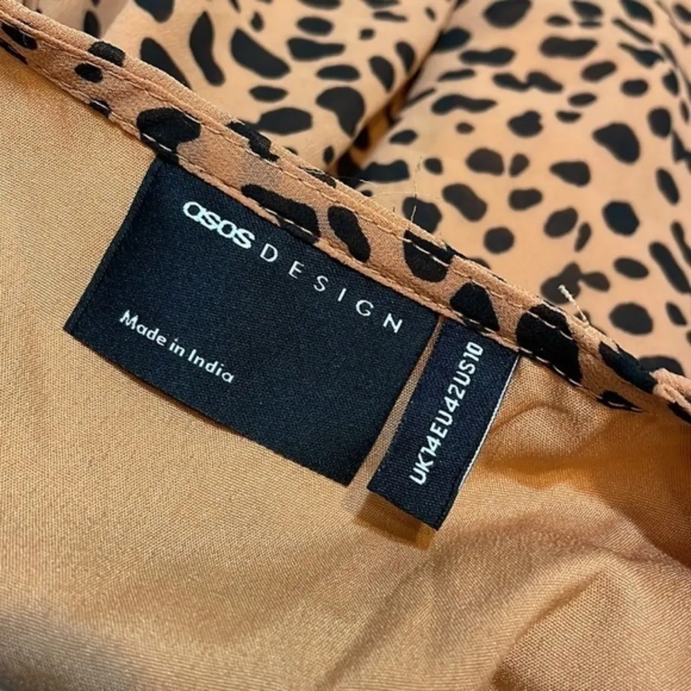 ASOS DESIGN shirred mini tiered smock dress with v neck in polka dot Sz 10 - Image 2