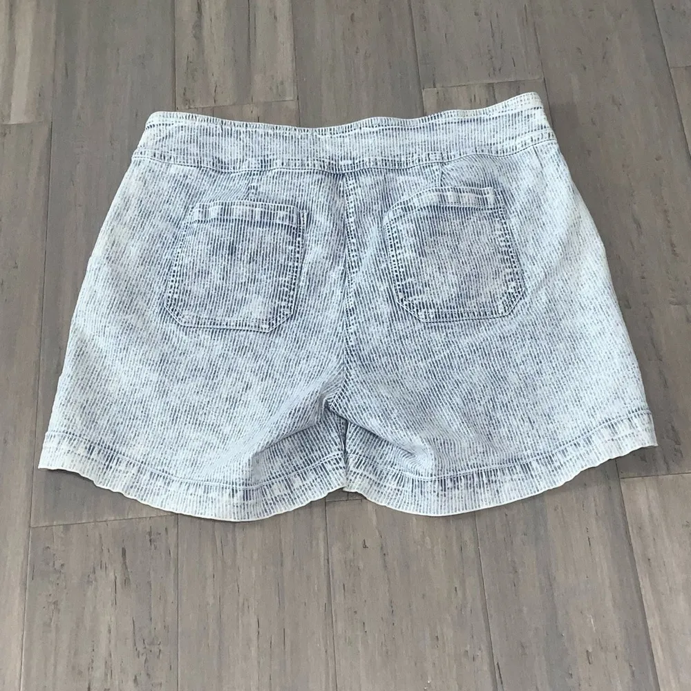 Westbound Blue~White Striped Stretchy Pull On Casual Modest Shorts Pockets 14P - Image 8