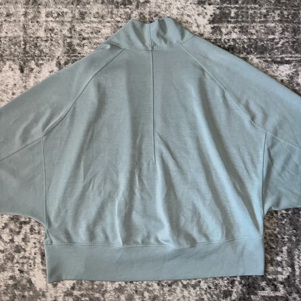 Lululemon Softstreme Dropped Sleeve Wrap - Image 3