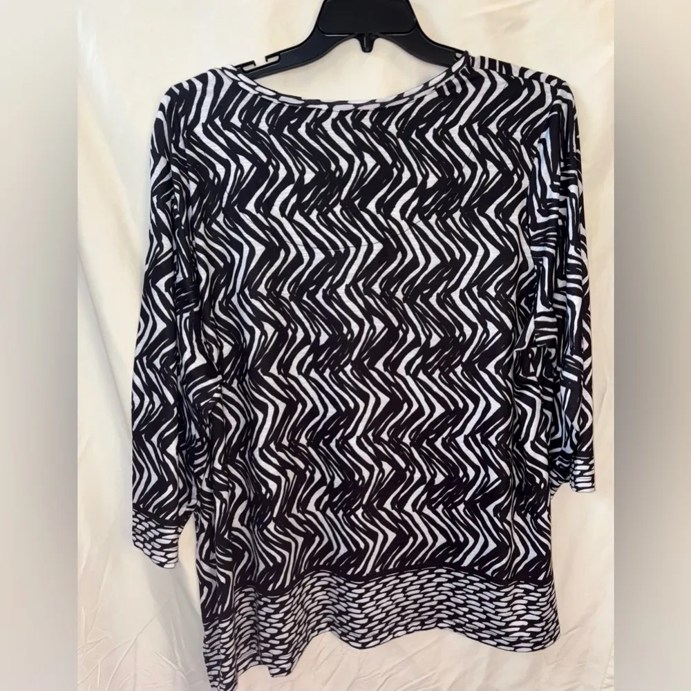 NWT Allison Daley Embellished Border Print 3/4 Sleeve V Neck Knit Top Size 3X - Image 5