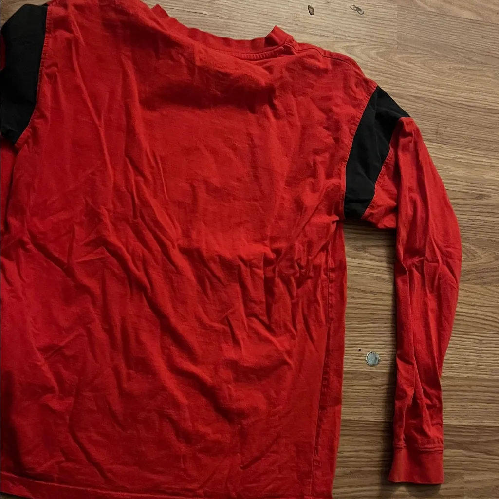 NCAA Red Georgia Tee with Black Accents - Image 4