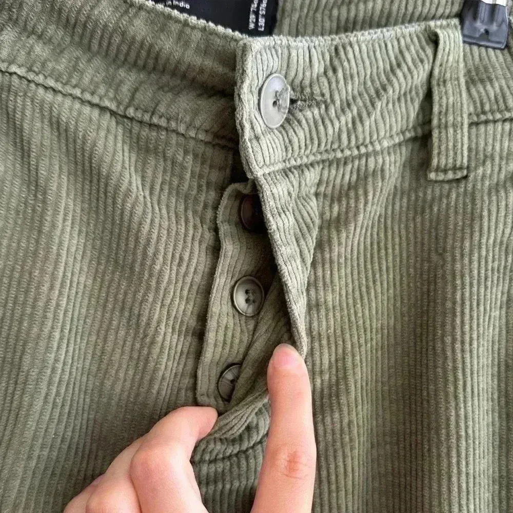 ASOS Design Green Corduroy Pants, W29" L30", Fall Teacher Women’s Casual Pants - Image 9