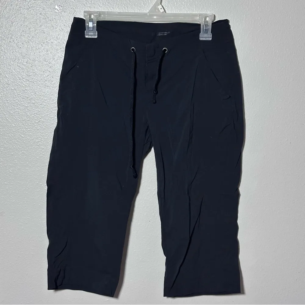 Columbia Women Omni Shield Hiking Black Shorts Size 4W 10L - Image 2