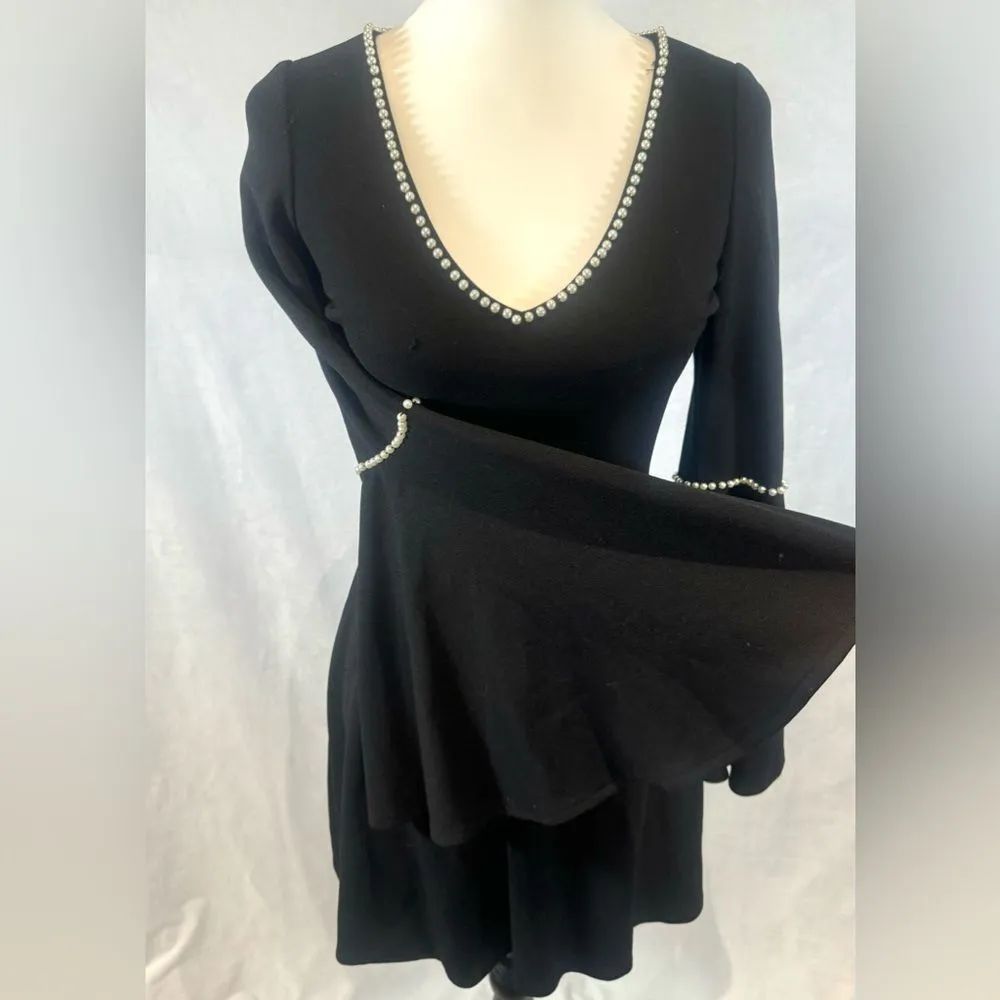 Lulu's long bell sleeve black dress with pearl details size XS - Image 8