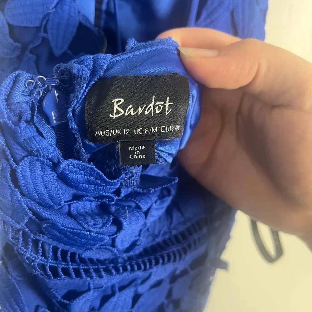 Bardot Gemma Halter Lace Sheath Dress in Cobalt size 8 lace midi - Image 8