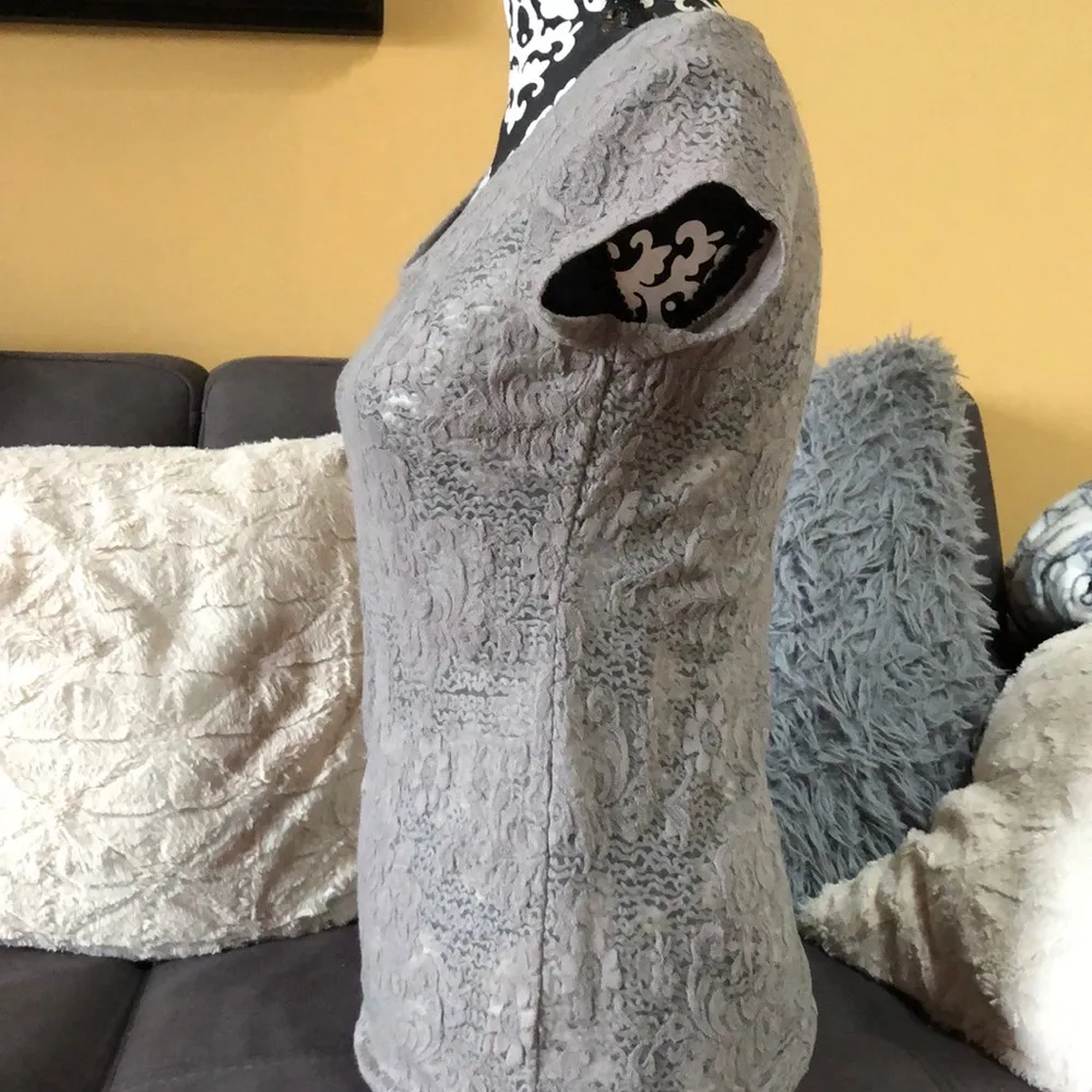 ANN TAYLOR Grey/Beige T-Shirt Size Small - Image 3