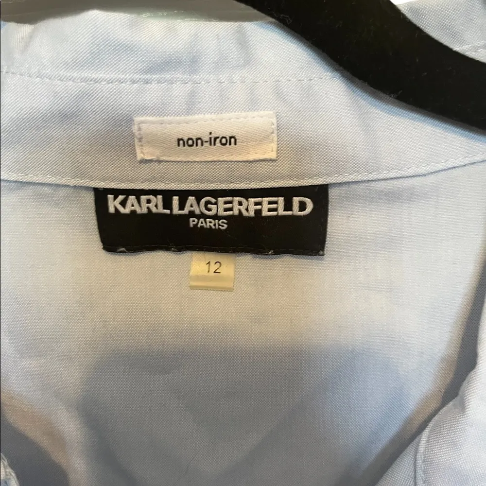 Karl lagerfeld light blue button down shirt size 12 - Image 3