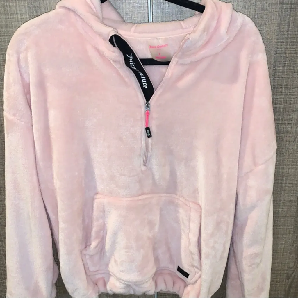 💖✨Juicy Couture Pink Plush Half-Zip Pullover Hoodie - Image 4