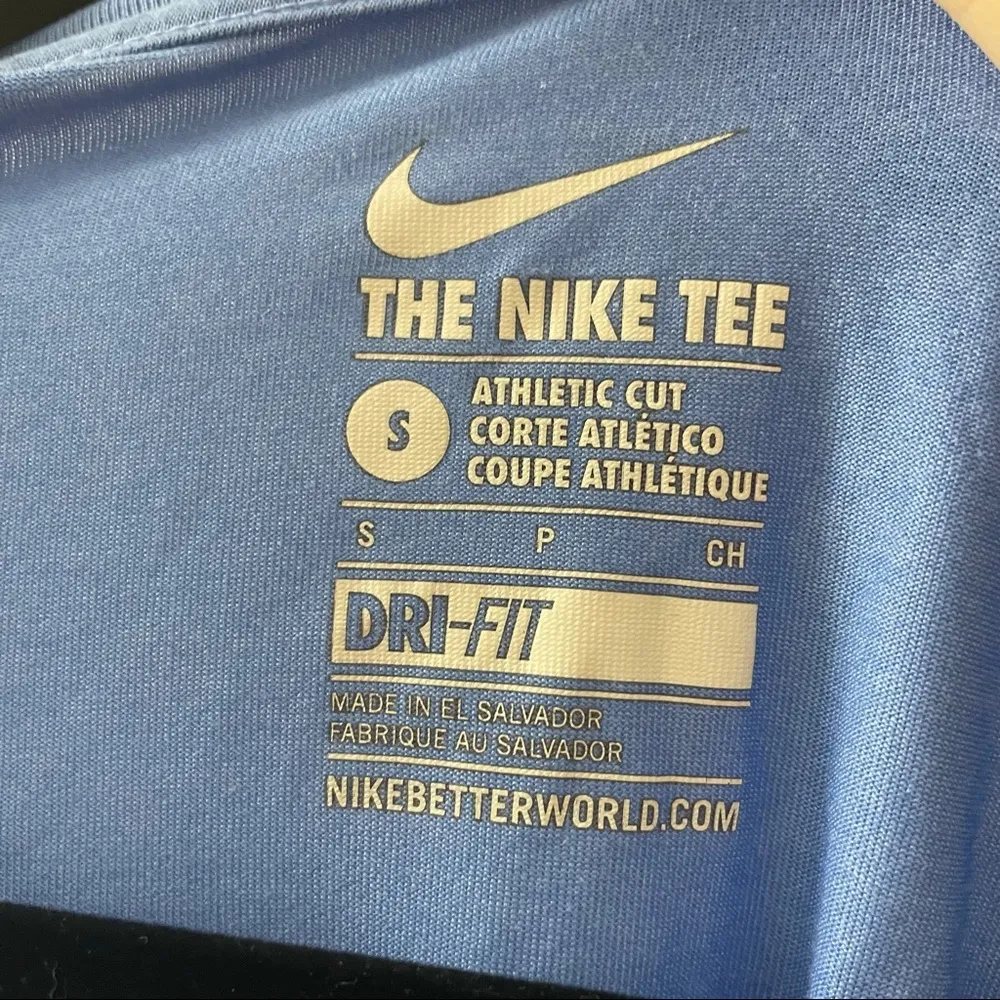Nike  Tee Athletic Shirt - Image 2
