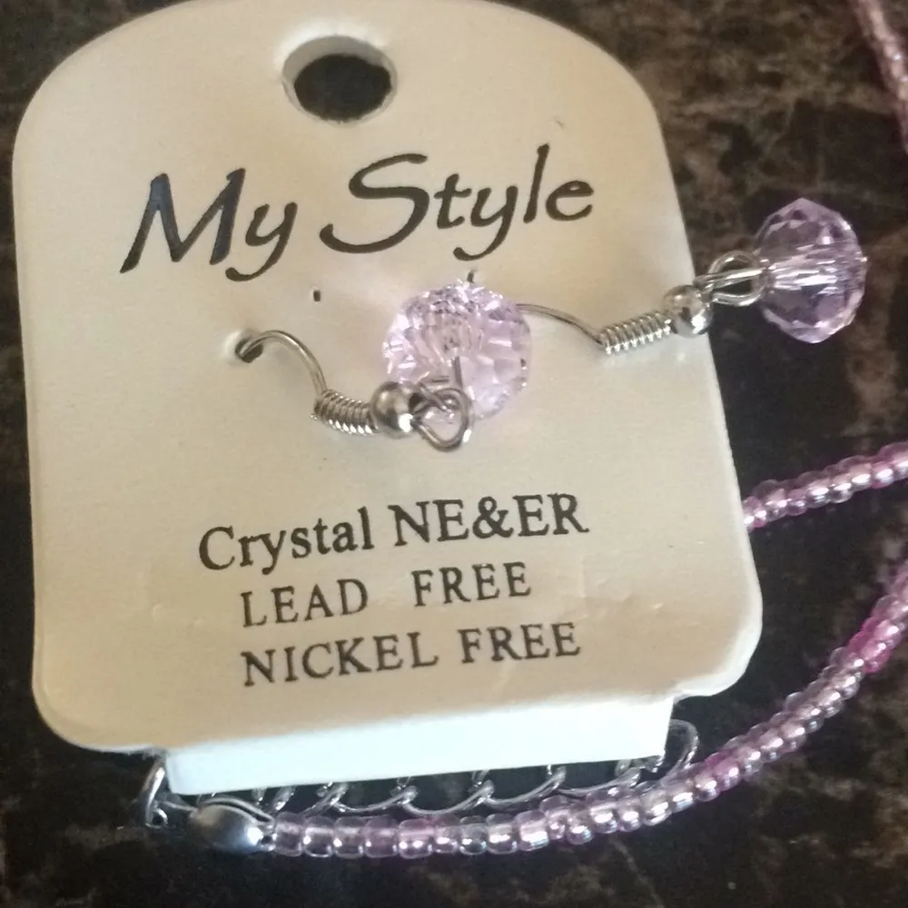 𝅺New pink crystal necklace and earring set - Image 3