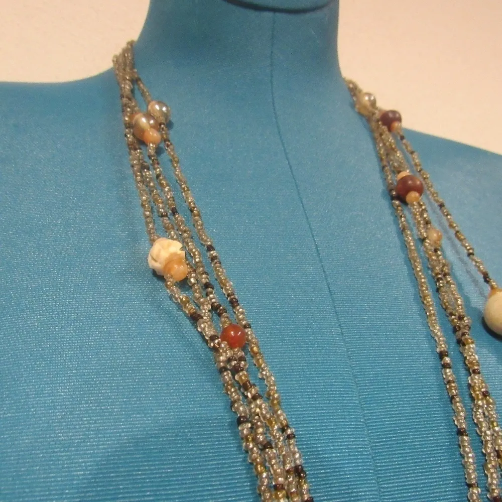 Beaded Necklace EUC - Image 2