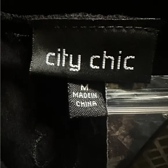 City Chic Black Lace Trim Crystal Button Cardigan Medium V-Neck Knit Sweater - Image 9