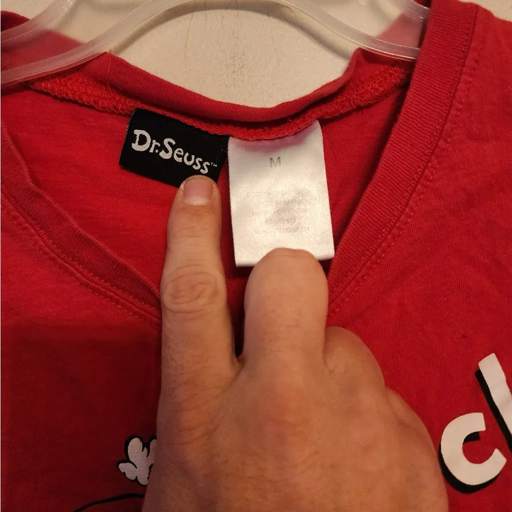 Dr Seuss Grinch red graphic t-shirt size womens medium - Image 3