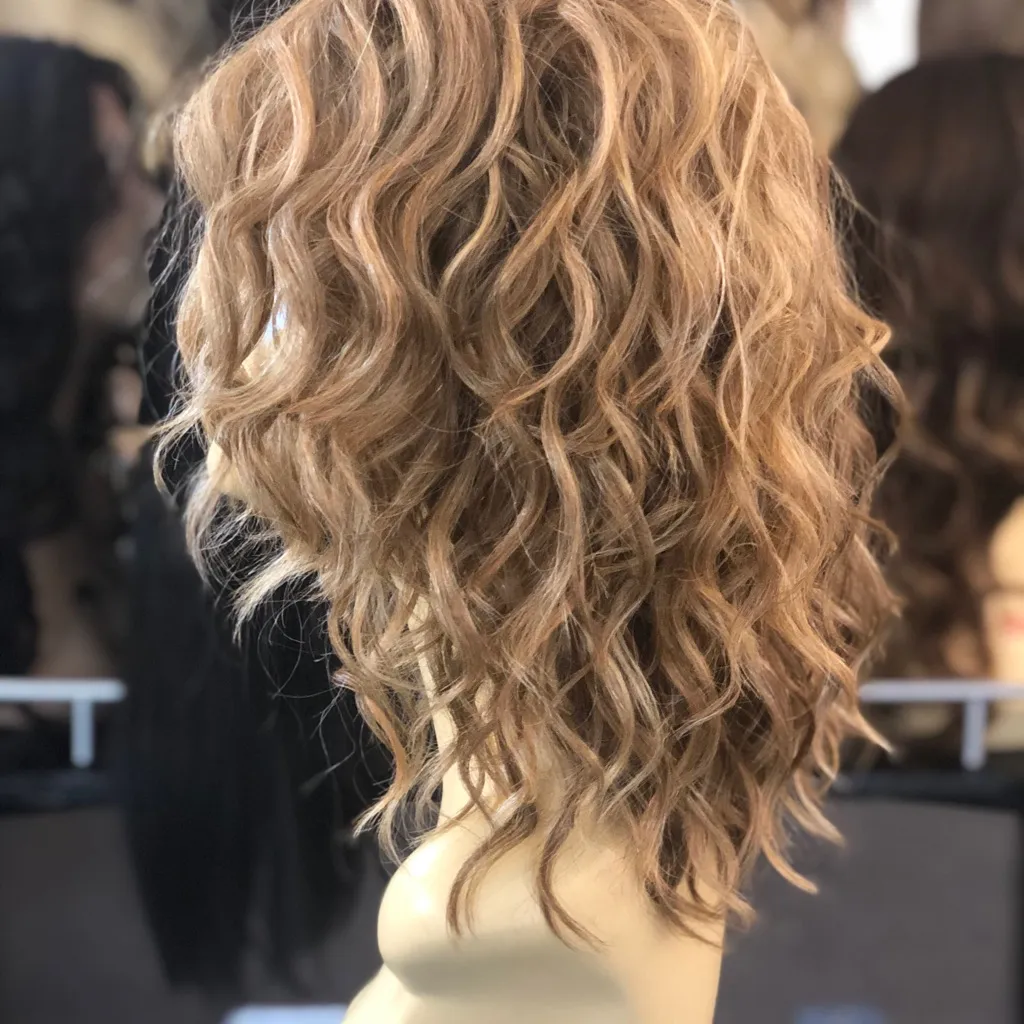 Short blonde mix wavy bob Lacefront Wig 2020 - Image 2