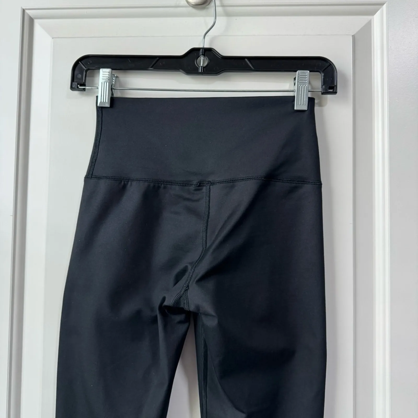 Aerie Shimmer Black Leggings Small Short - Image 6