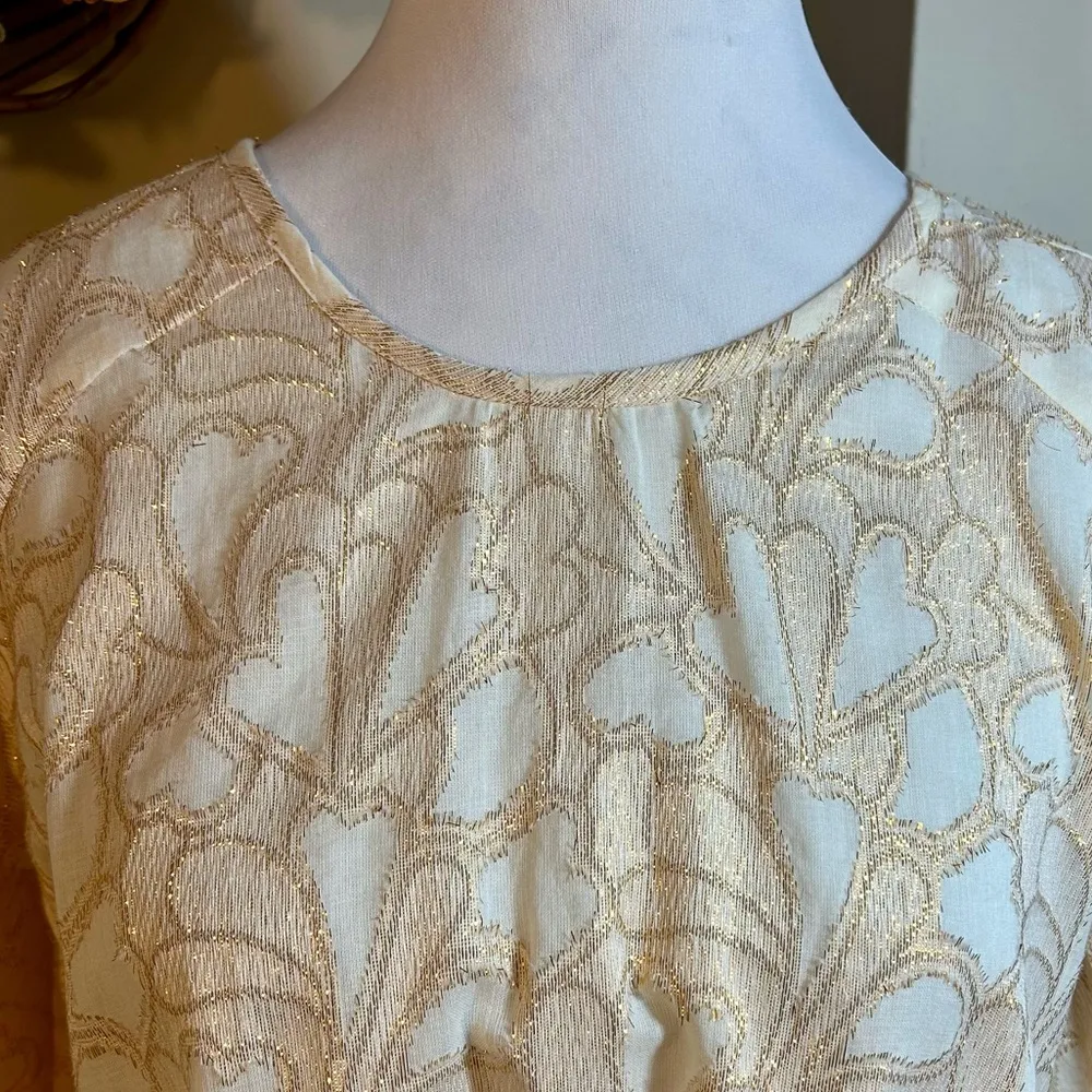 NWT NSR Metalic Gold Thread Lace Dressy Scoop Neck Elastic Sleeve Blouse Sz M Size M - Image 2