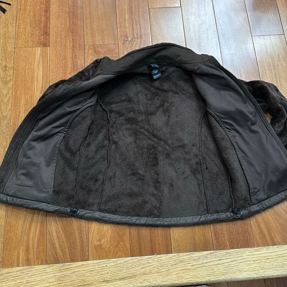 The North Face Women’s Brown Furry Osito Full Zip Jacket size M - Image 8
