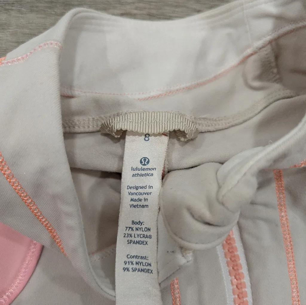Lululemon  Run Beach Runner Jacket Size 8 - Image 5