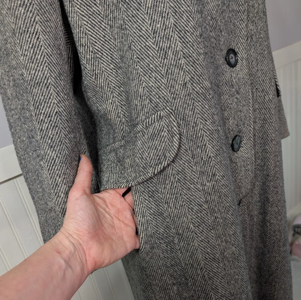 Vintage 1960s Raywood & Stein Wool Herringbone Coat — Old Money Gray Size M - Image 4