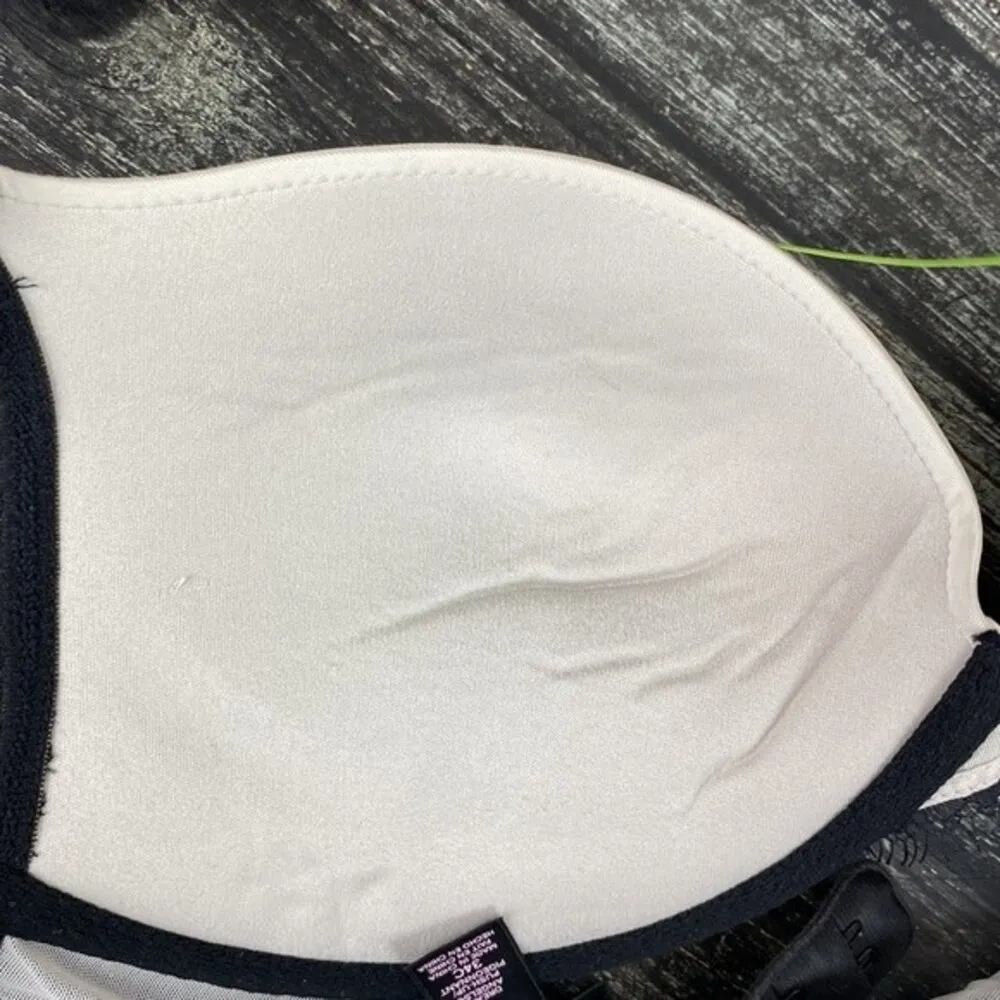 Victoria’s Secret Nude & Black Padded Contour Dream Angels Push Up Bra 34C - Image 4