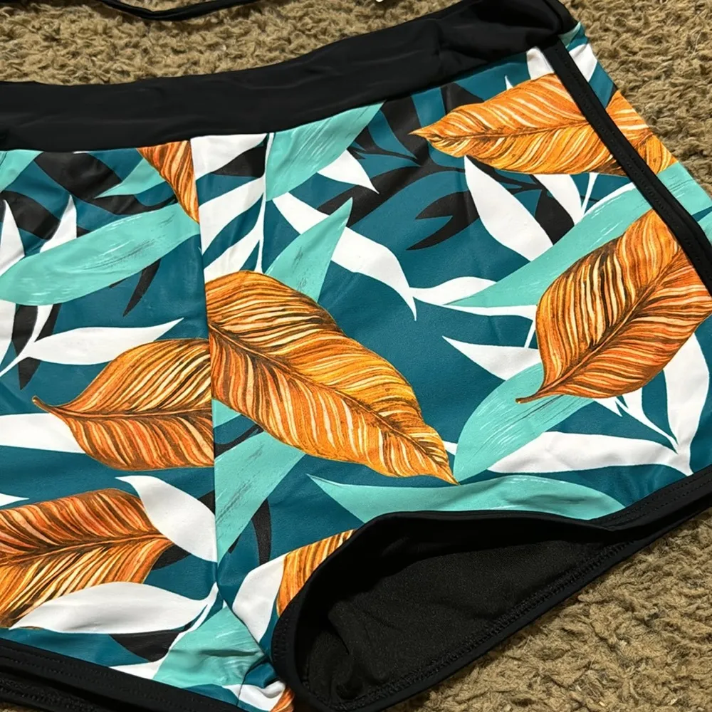 Cupshe  boy short swim - Image 2