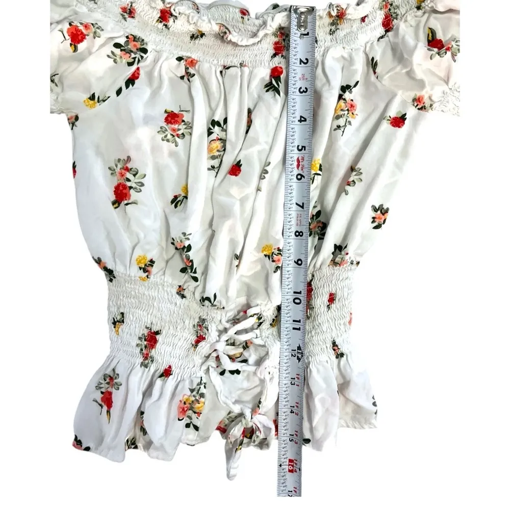 Romantic Summer White Floral Smocked Blouse Medium Milkmaid Cottagecore Peasant - Image 6