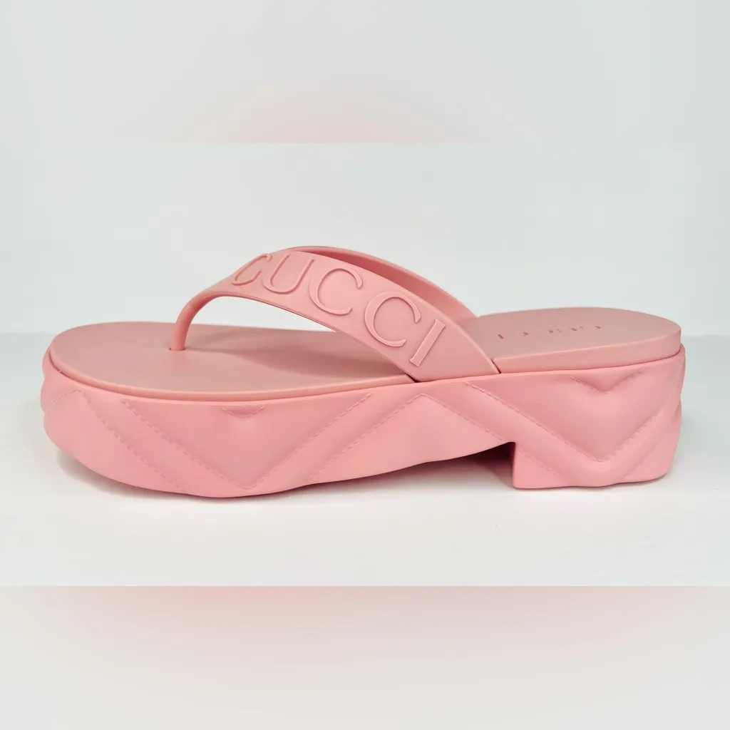 Gucci Platform Thong Pink Rubber Women Logo Chevron Comfort Sandals Size EU 39 - Image 2