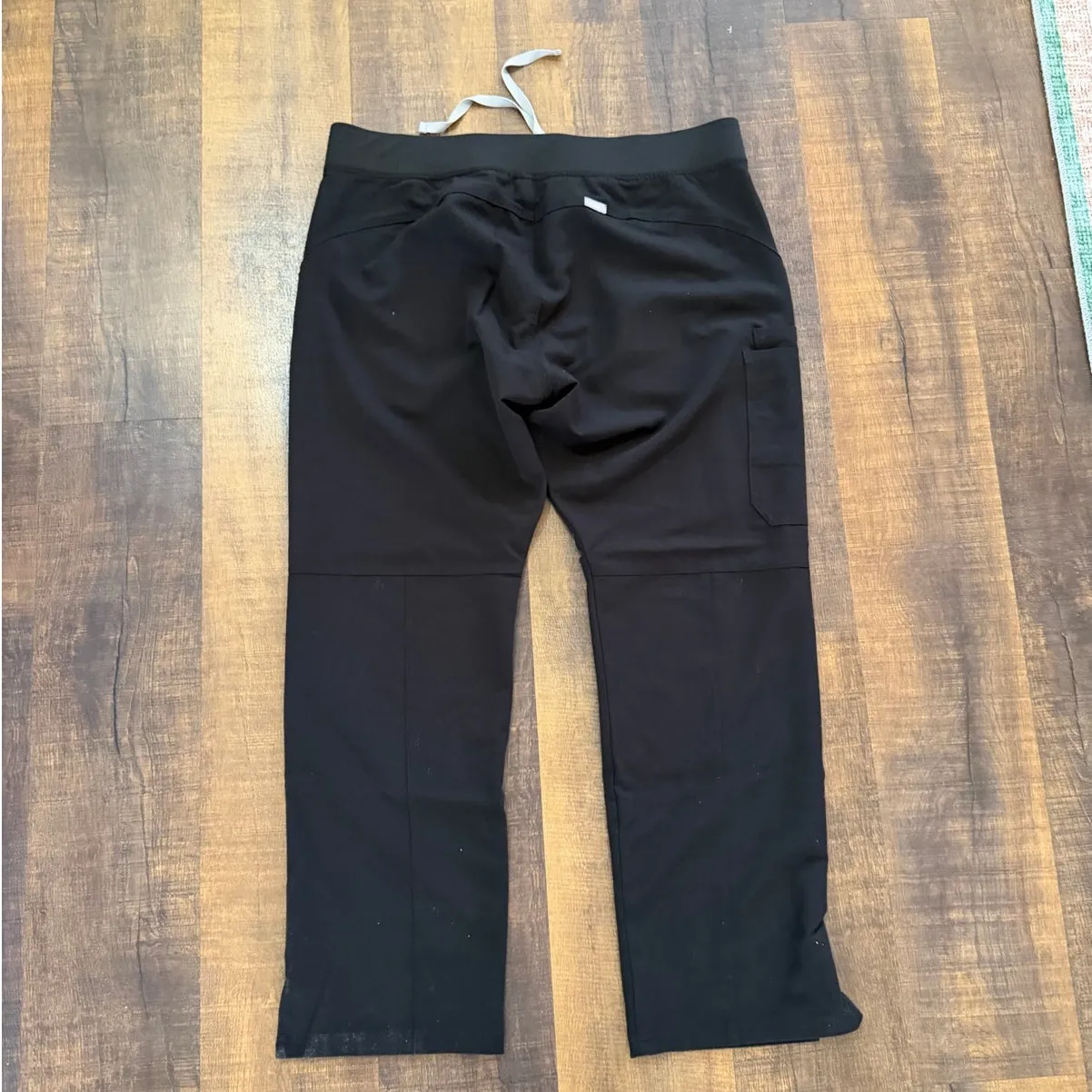 Figs Black Kade Cargo Scrub Pants Size XL - Image 6