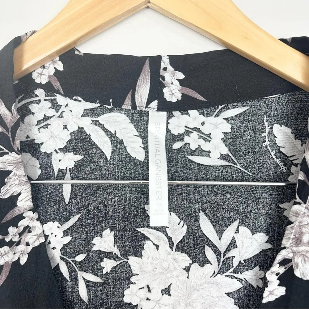 Spiritual Gangster Maya Black Floral Kimono Self Tie EUC One Size Fits Most - Image 5