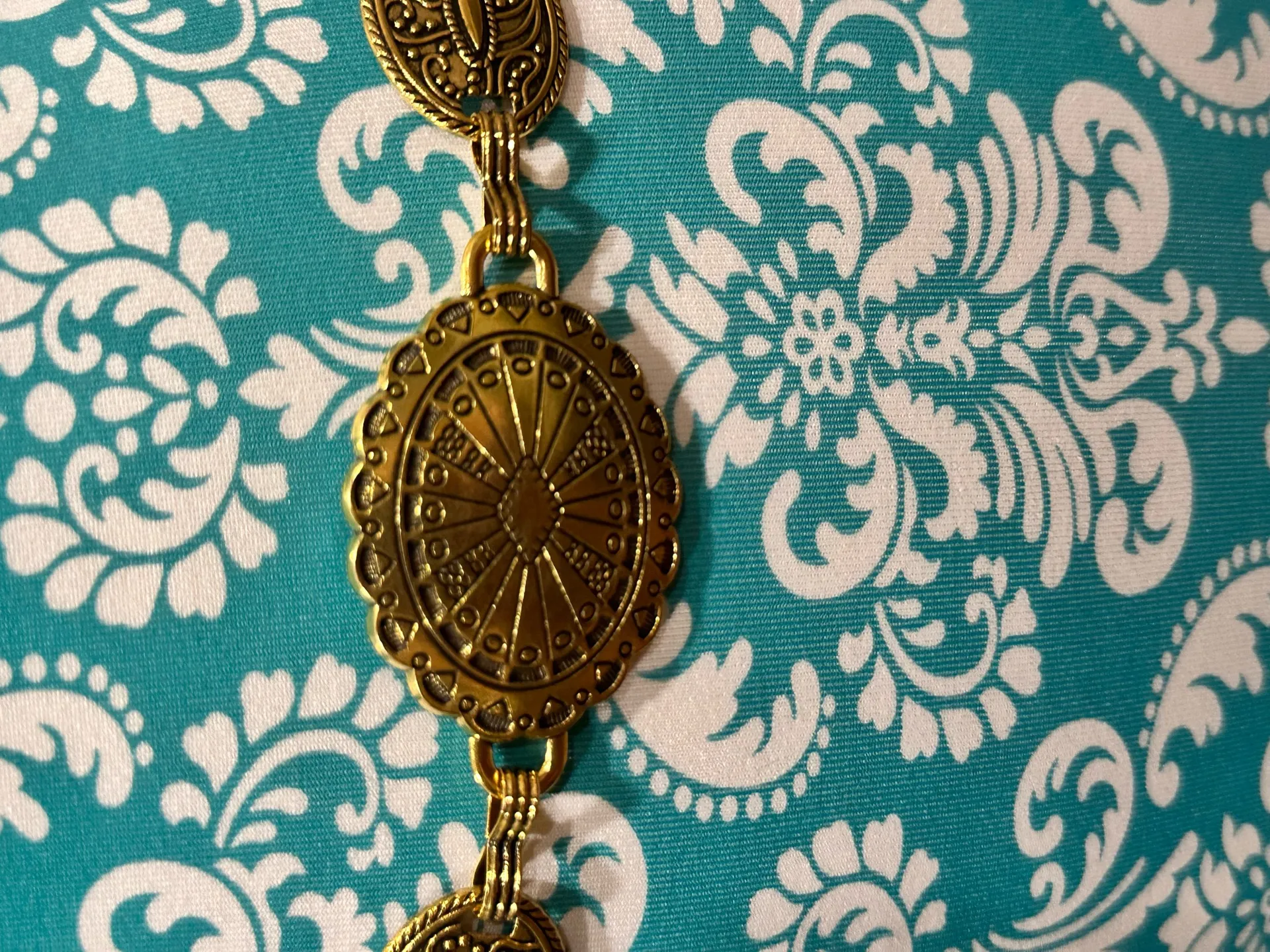 Metal medallion link gold belt. Western, concho, bohemian. - Image 5