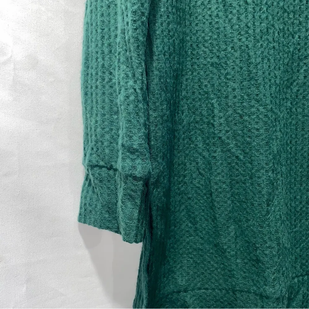 Zenana Long Sleeve Green Top Women’s Small - Image 2