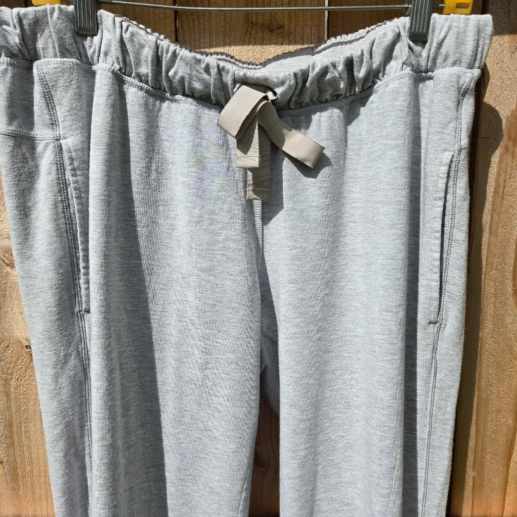 Lululemon On The Fly women’s gray luxtrene joggers size 12 - Image 2