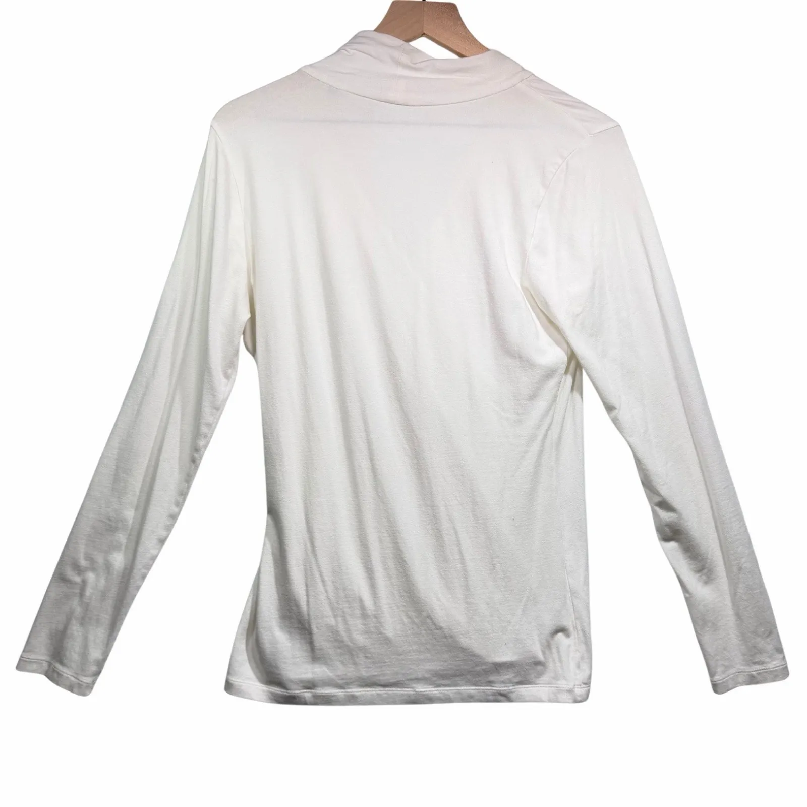 Cabi Long Sleeve Wrap Top White Women's size XS Business Casual - Image 2