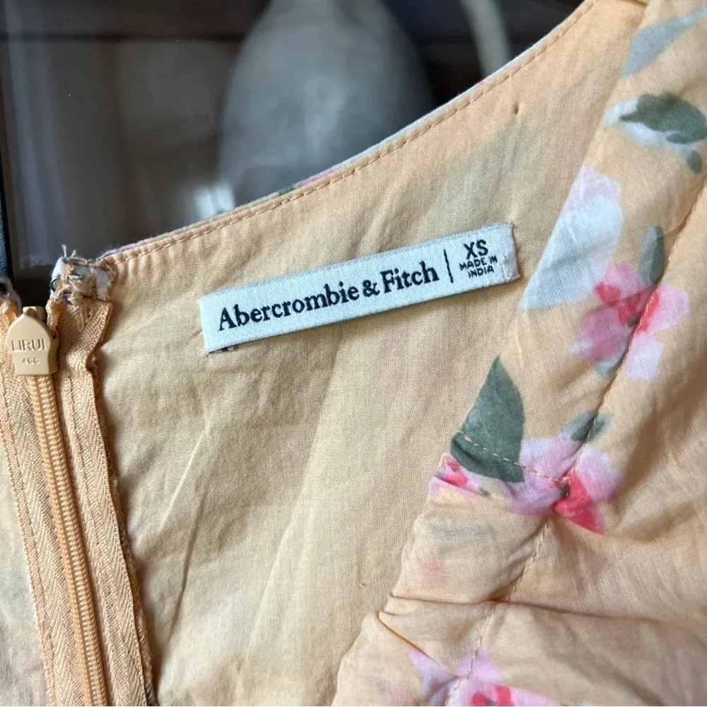 Abercrombie floral babydoll mini dress tie front bow puff short sleeves cinched - Image 6