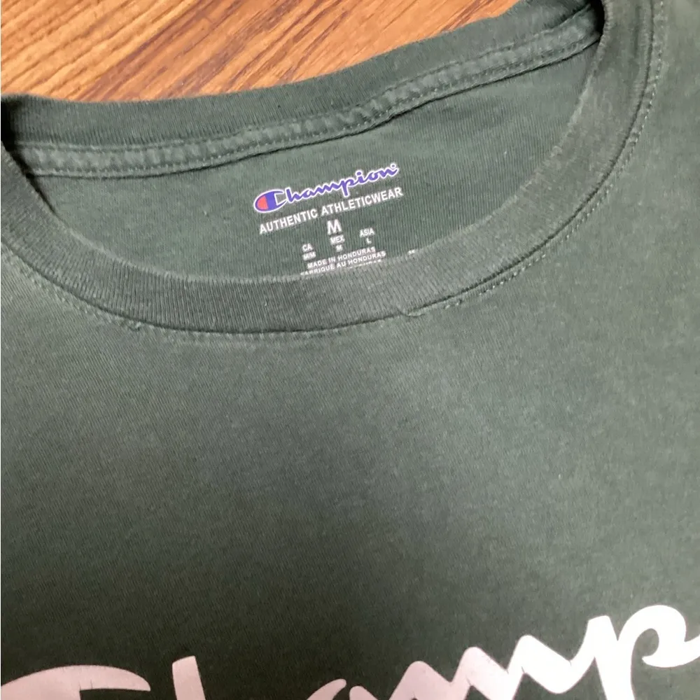 Champion short sleeve T-shirt. Dark army green. Unisex Medium - Image 3