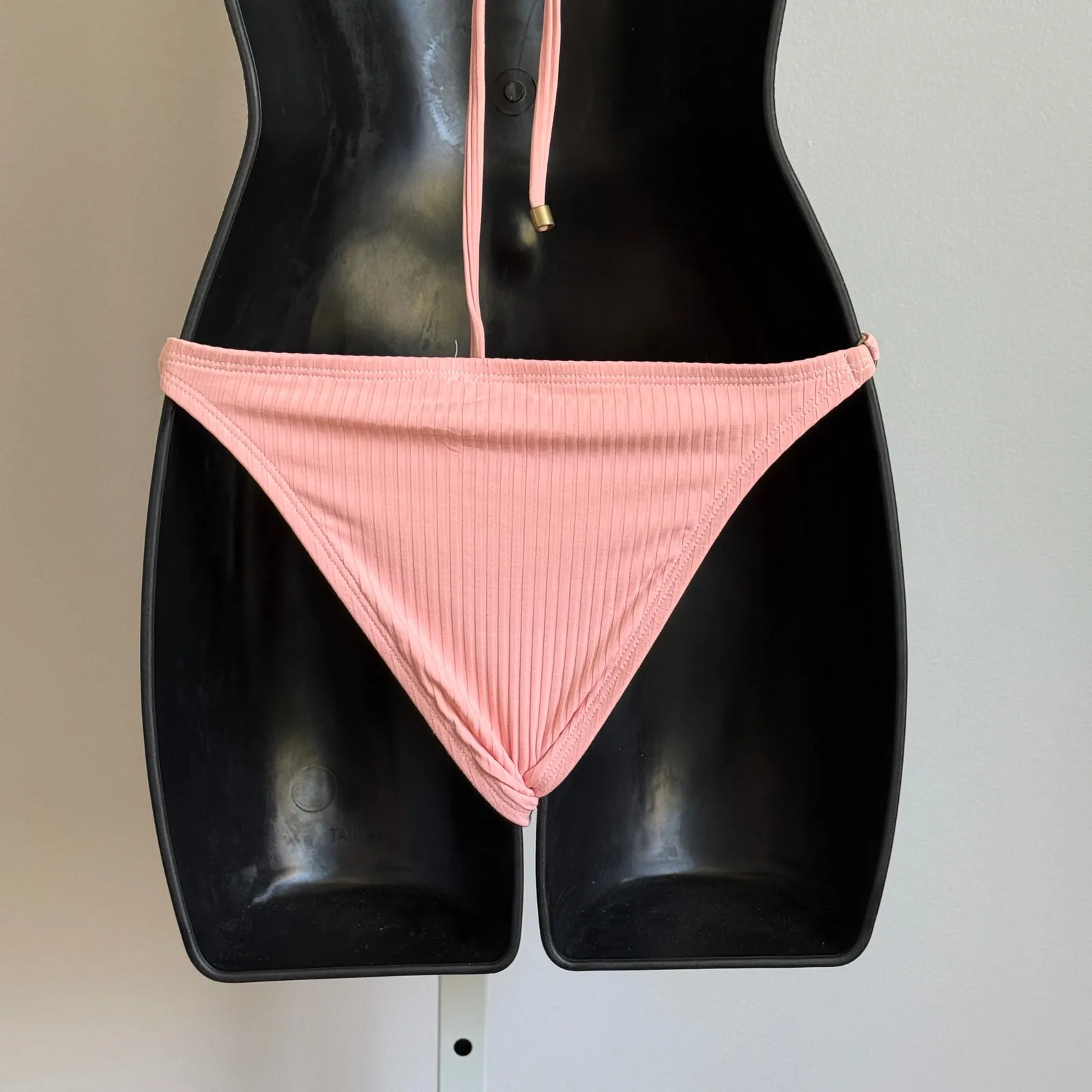 Top (s) bottom (L) Set Triangle Top &‎ Classic Bottom Minimal Swimwear Pink Size L - Image 6