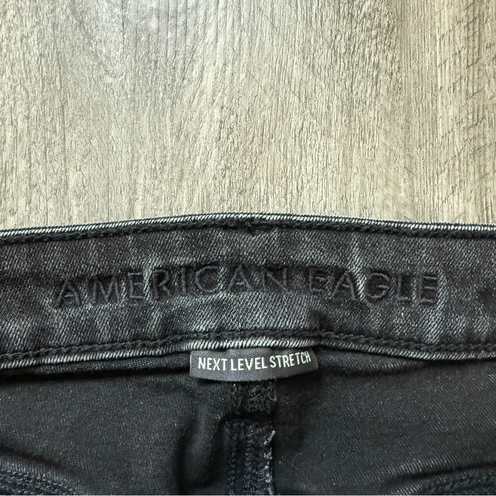 American Eagle Next Level Stretch Jegging 8 Regular Skinnies - Image 2