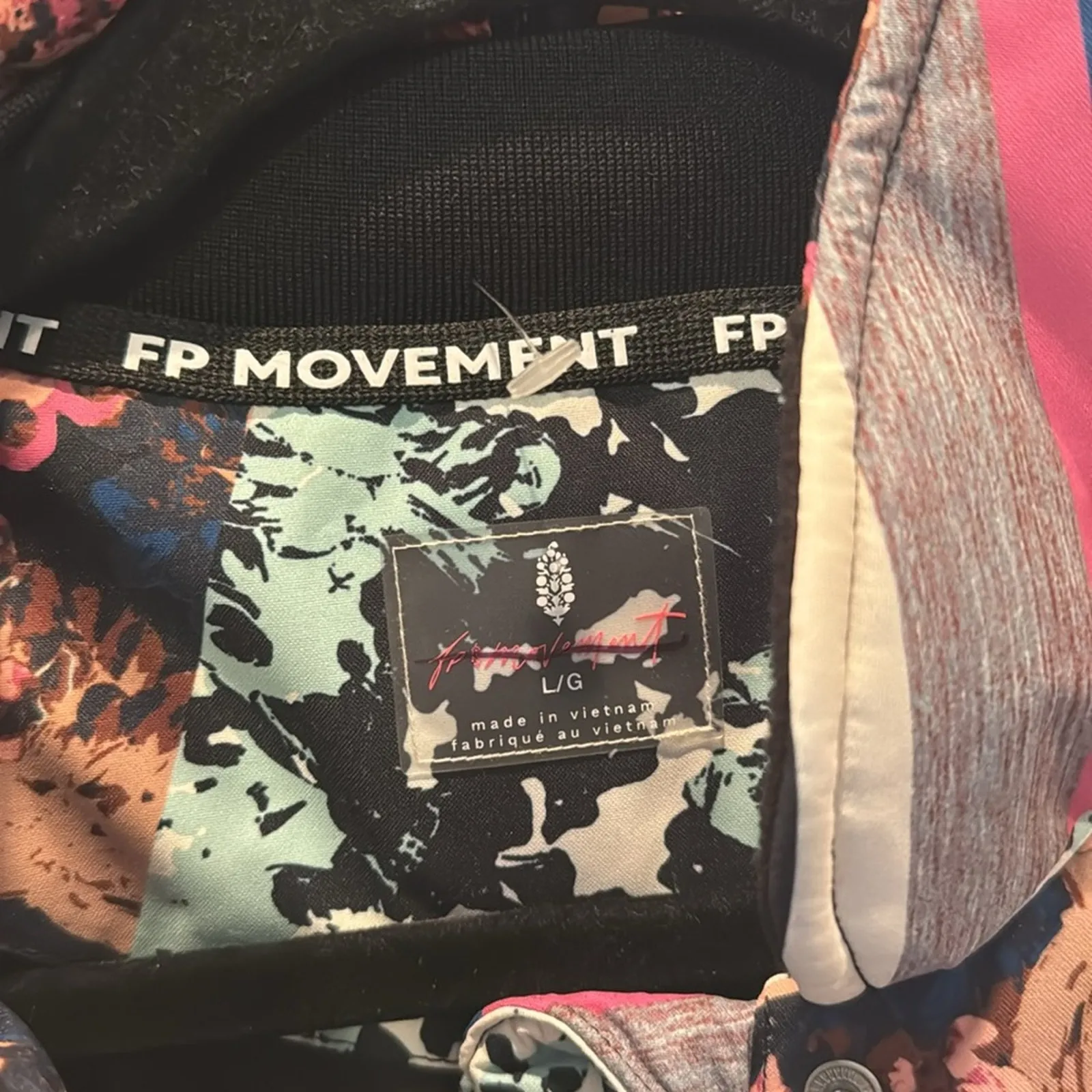 Free People NWT  Bunny Slopes Puffer Coat Jacket Winter Ski Black Diamond
Combo - Image 8