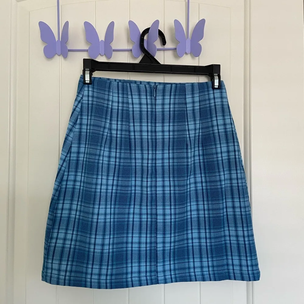 NWOT | Brandy Melville women’s Cara blue plaid skirt —‎ 22.5” waist - Image 4