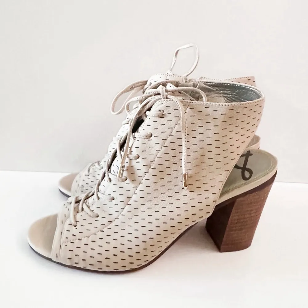 Sam Edelman Ennette Lace-Up Peep Toe Block Heel Sandals Beige Leather Size 8M - Image 3