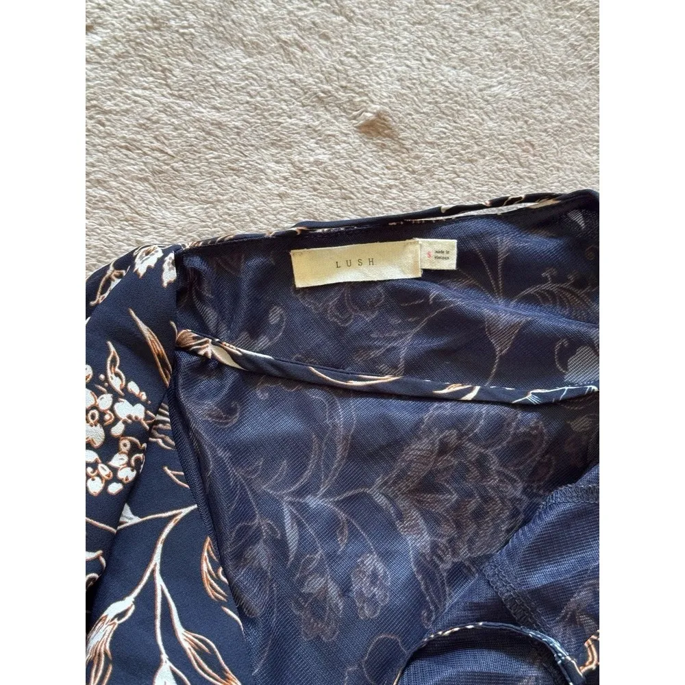 LUSH Shirt Womens Floral Cami Tank Camisole Basic Casual Sleeveless Top Sz Small - Image 4