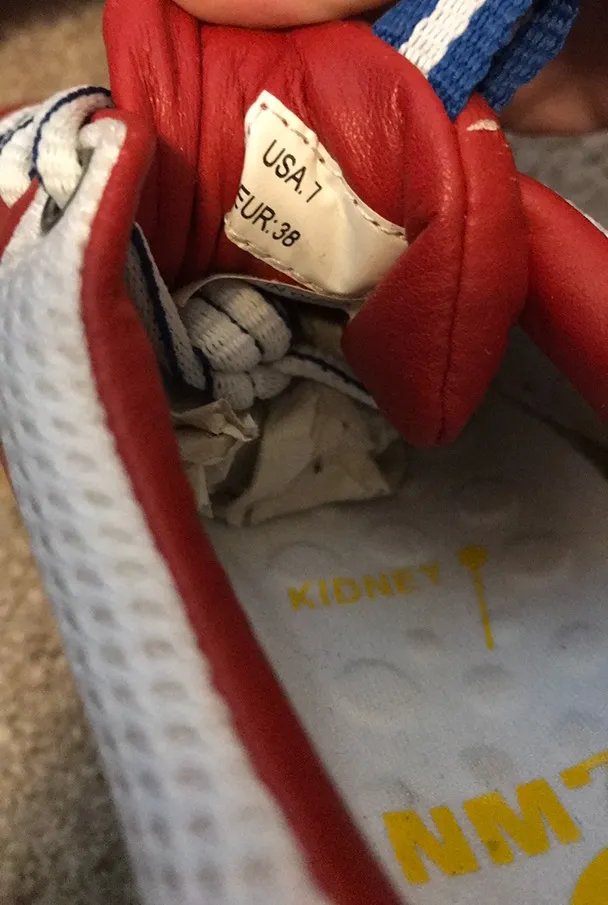 Nm70 Red And white Vintage Sneakers Size 7 - Image 8