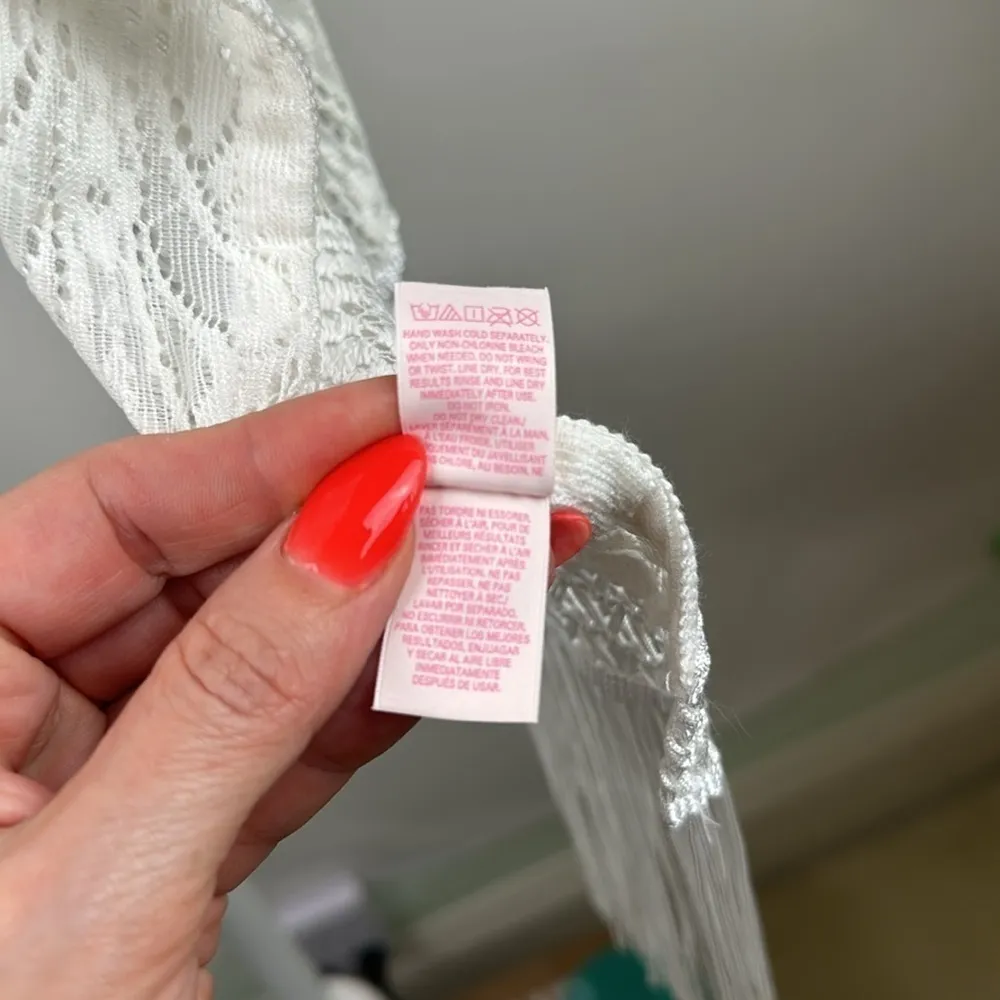 Victorias Secret Swimsuit V Neck Swim Cover Up White Crochet Fringe Hem XS/S - Image 10